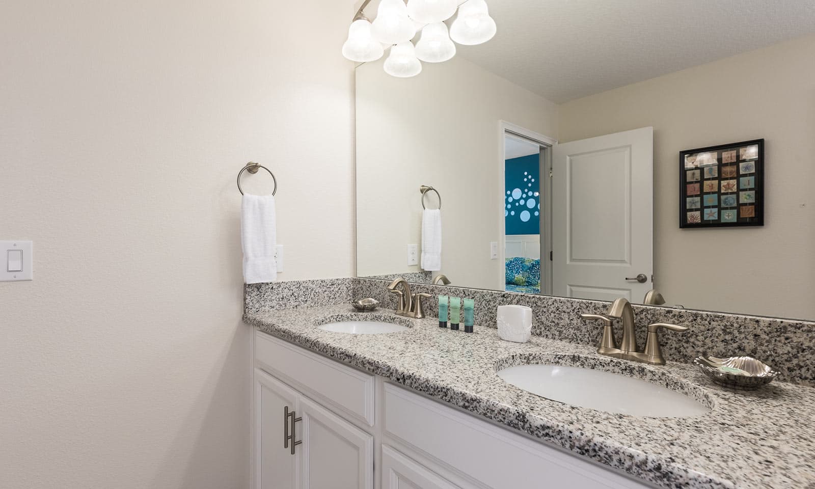 Moon Valley Haven - Image 15