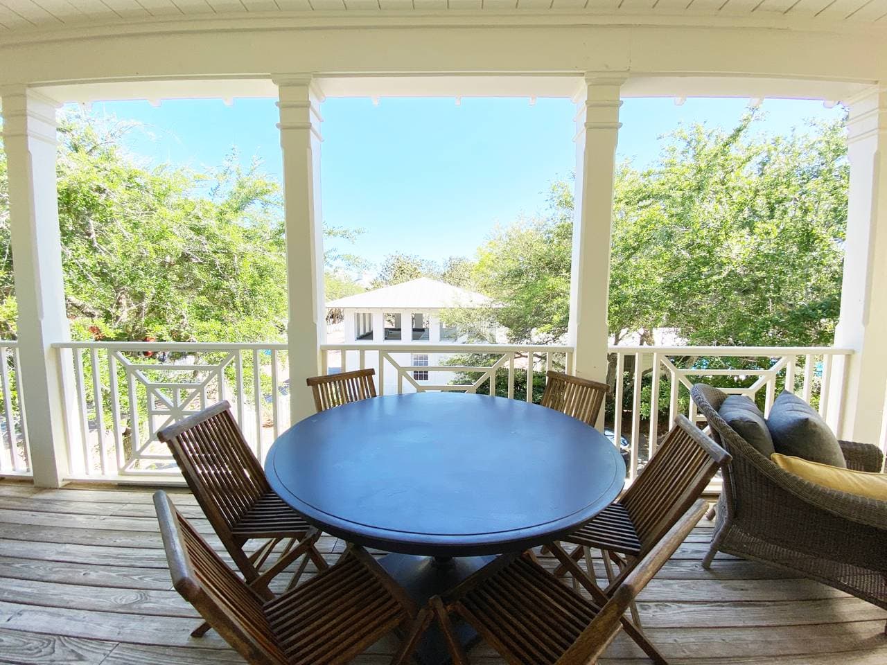 Timeless House - Image 37