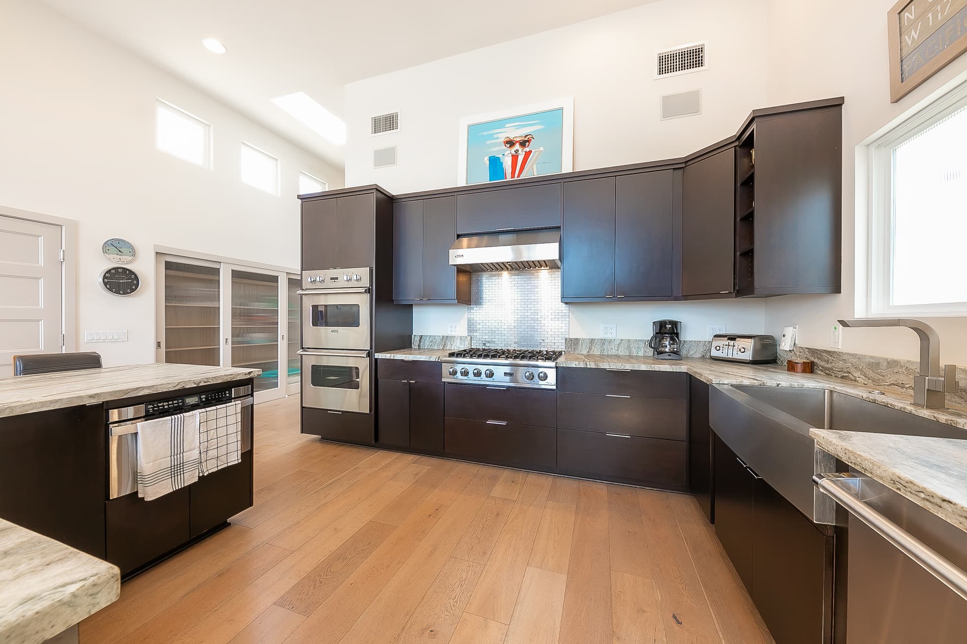 Chelsea House - Image 10