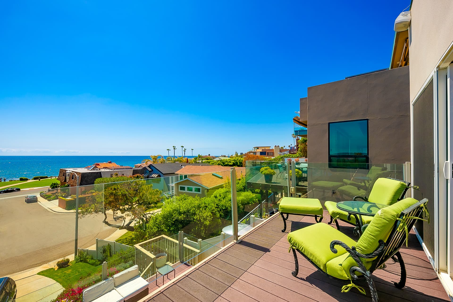 Chelsea House - Image 18