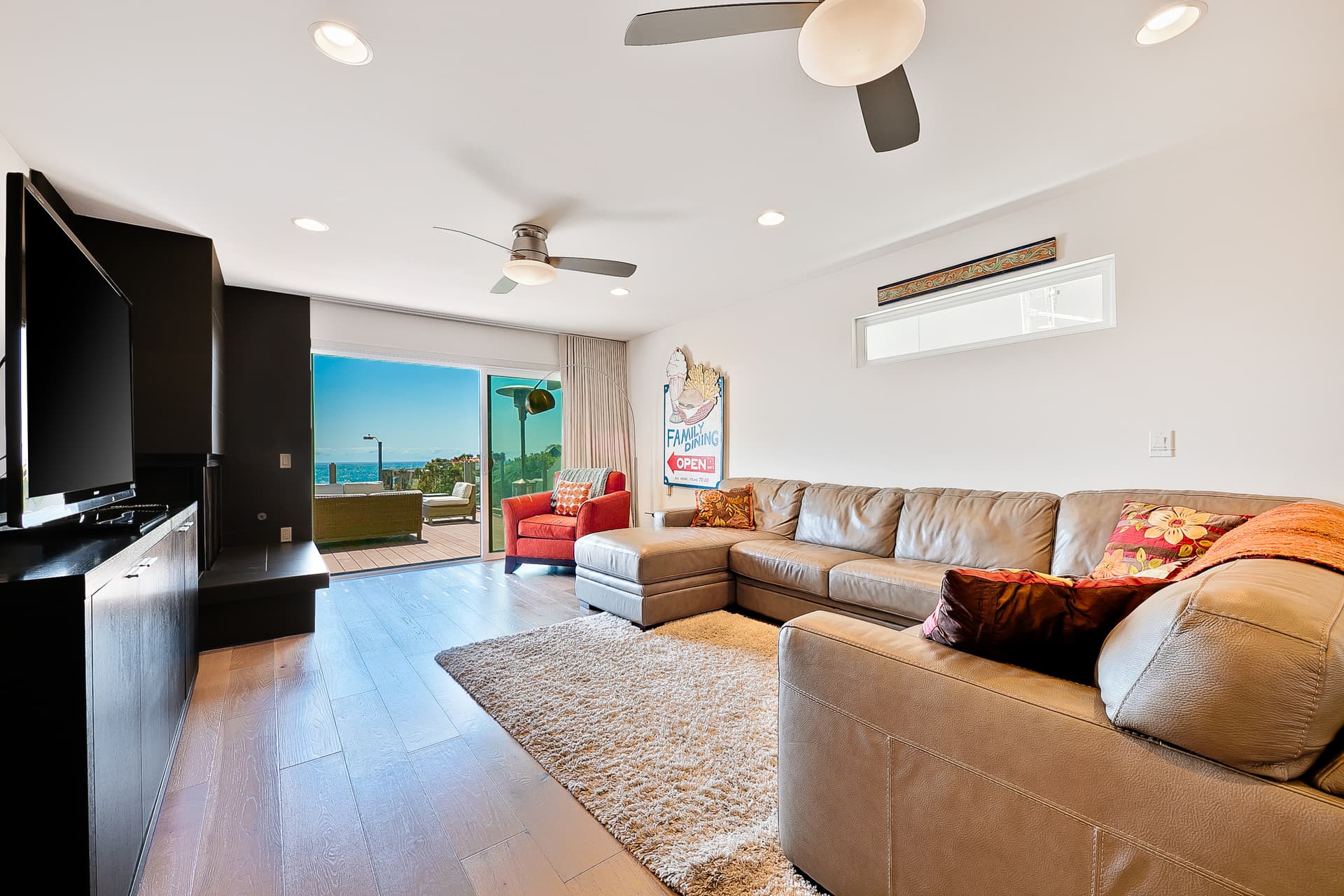 Chelsea House - Image 28