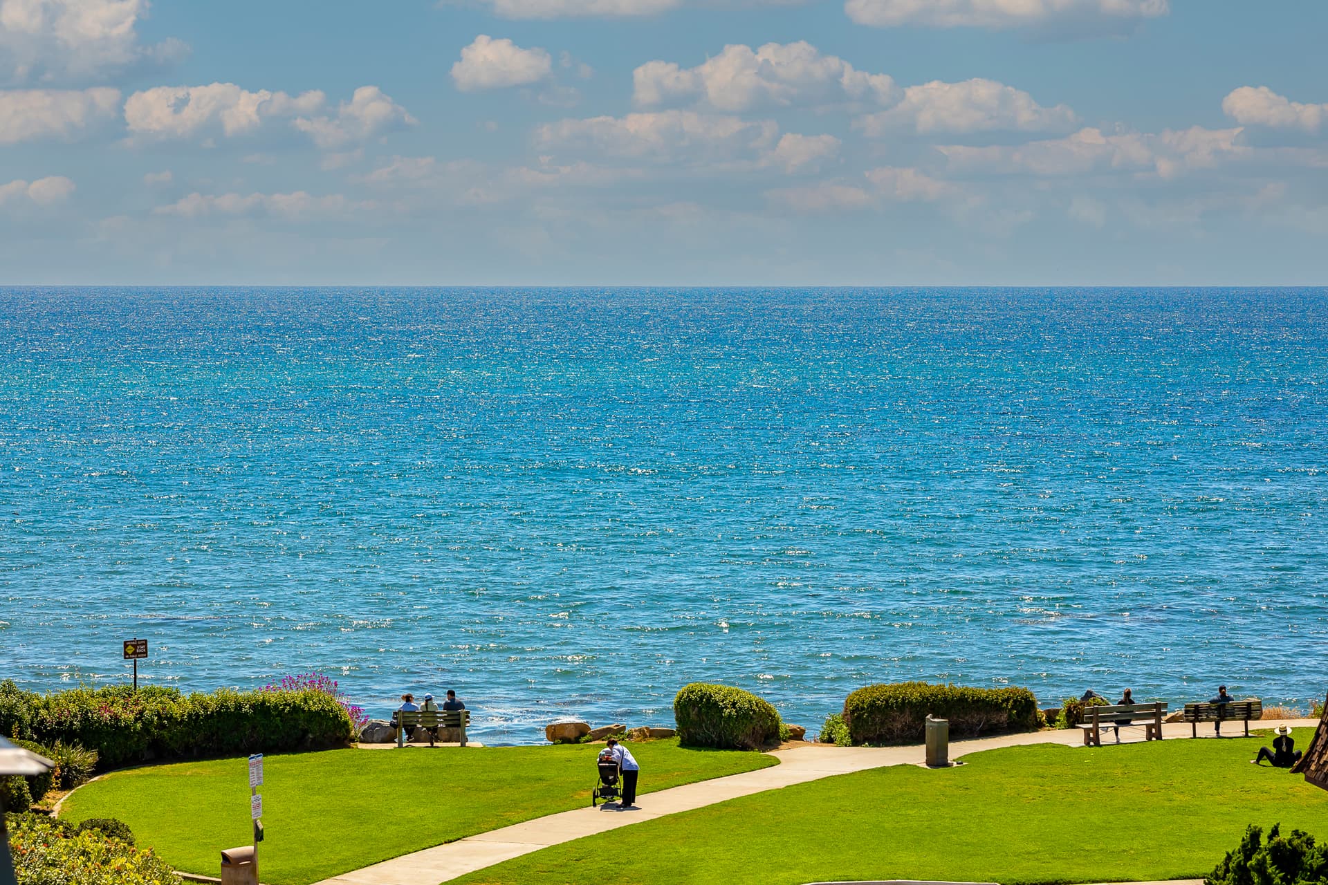 Chelsea House - Image 2