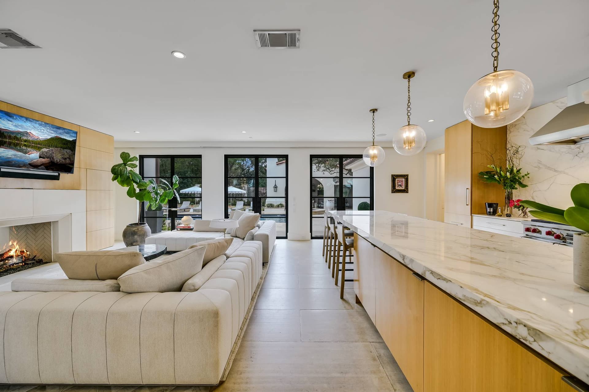 Austin Splendor - Image 9