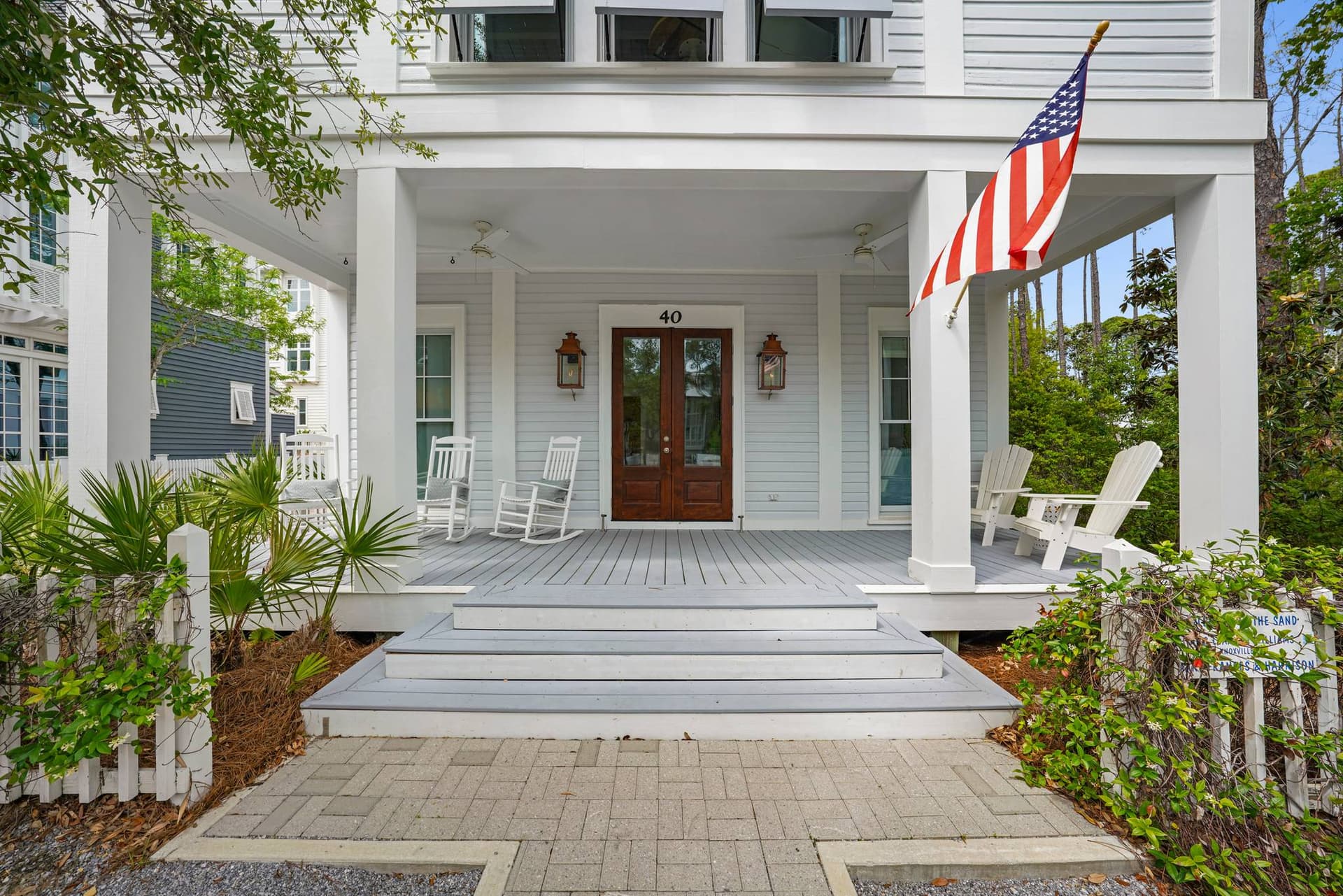 Splendor in the Sand - Image 2