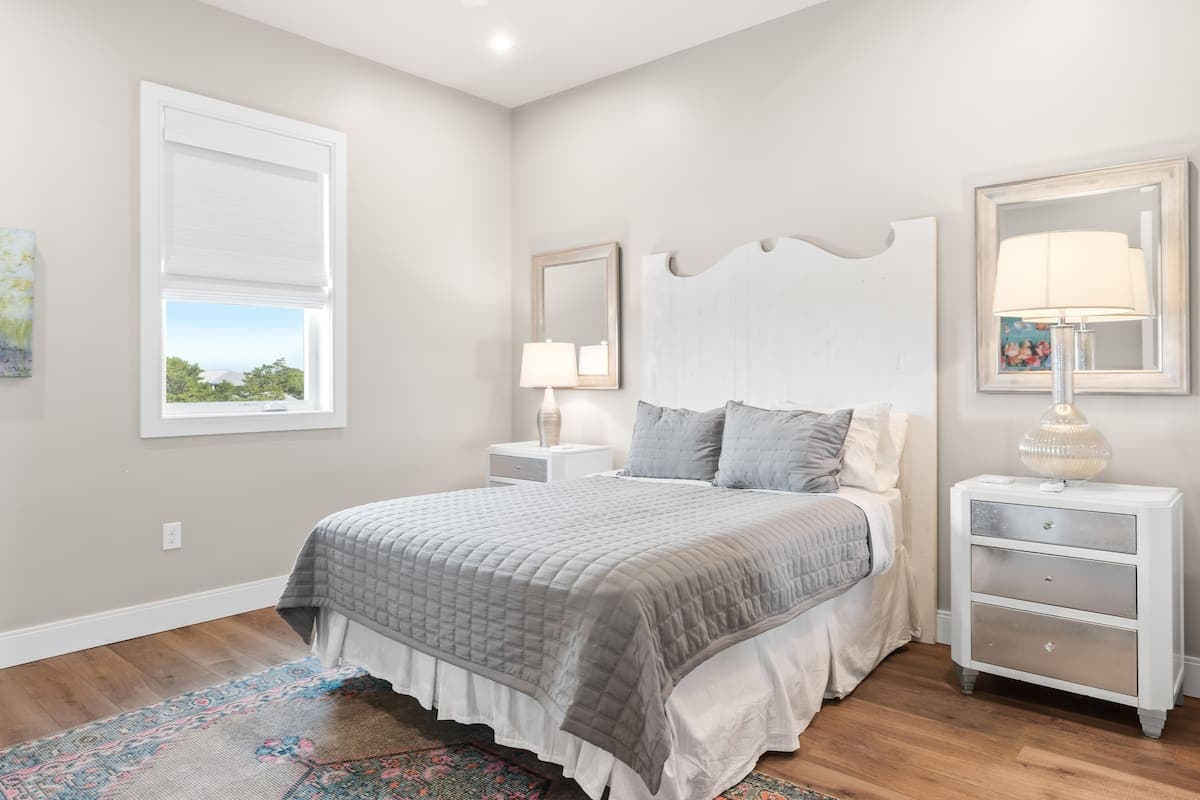 Crest One - Image 21