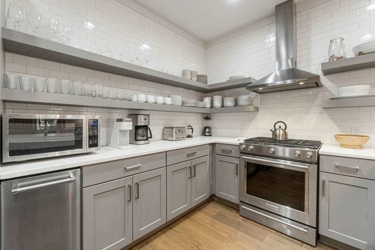 Shore Thing Residence - Image 8