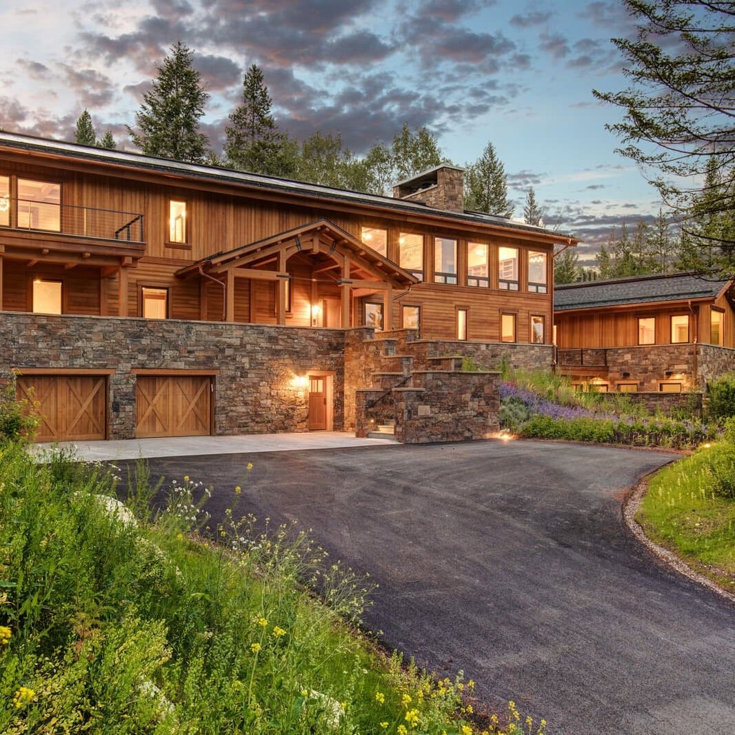 Heartwood Lodge - Image 1