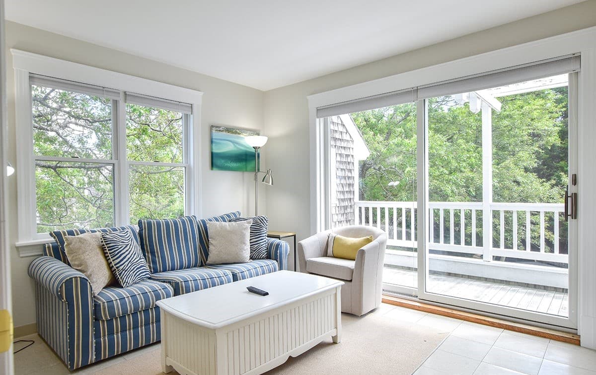 Beach House - Image 7