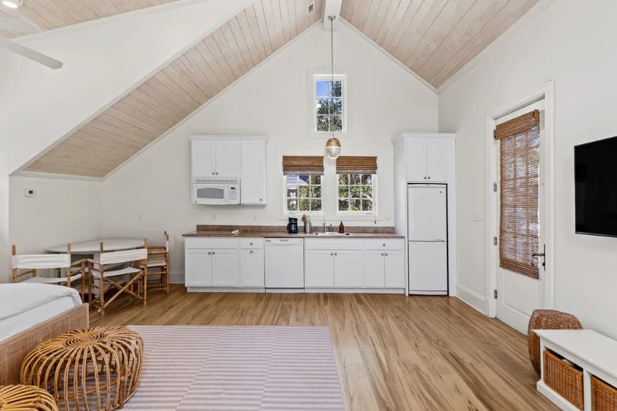 Parker House - Image 39