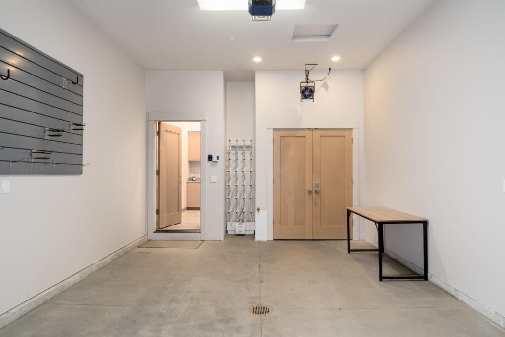 Lodgeside Pass - Image 24