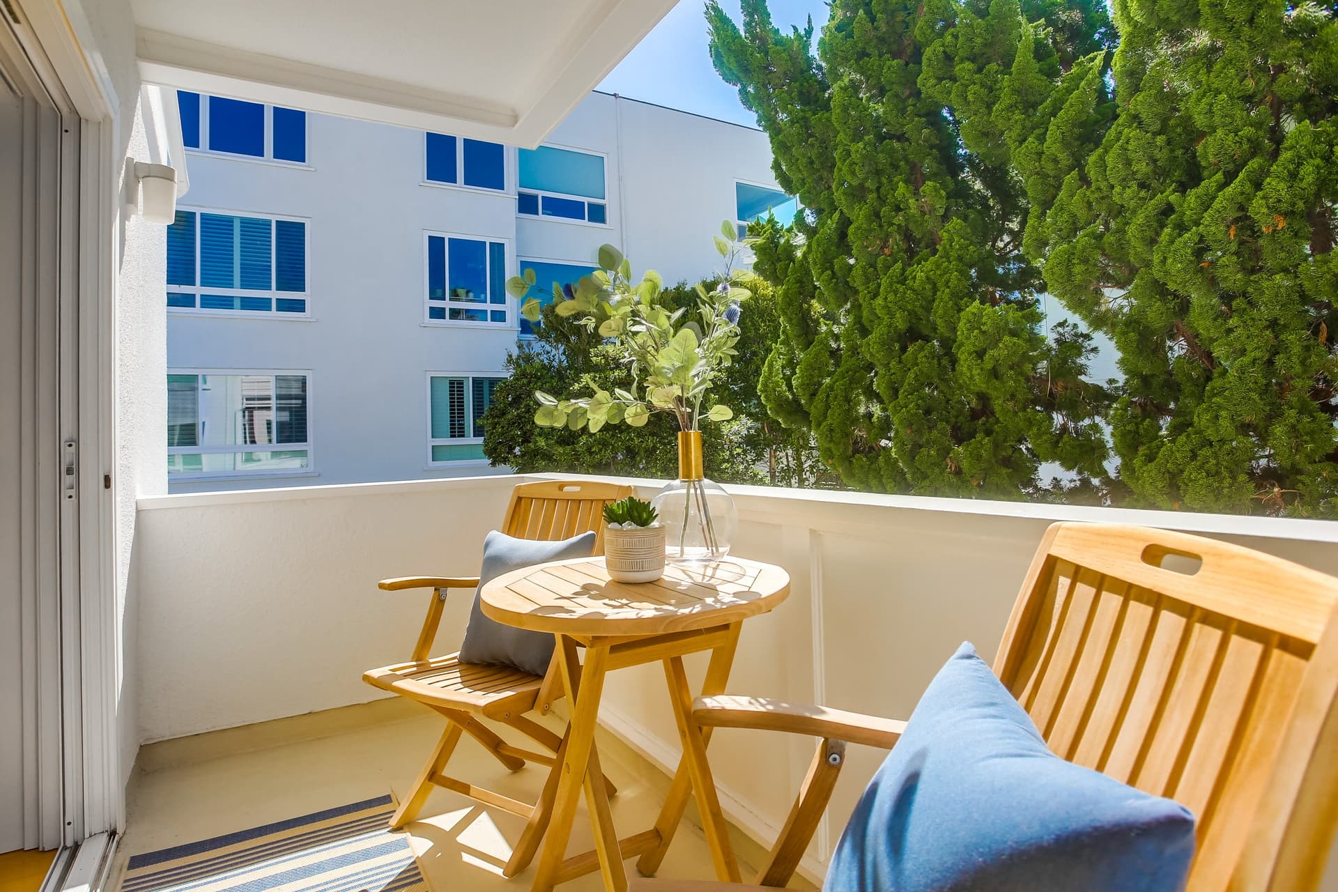 Coastal Gem - Image 22