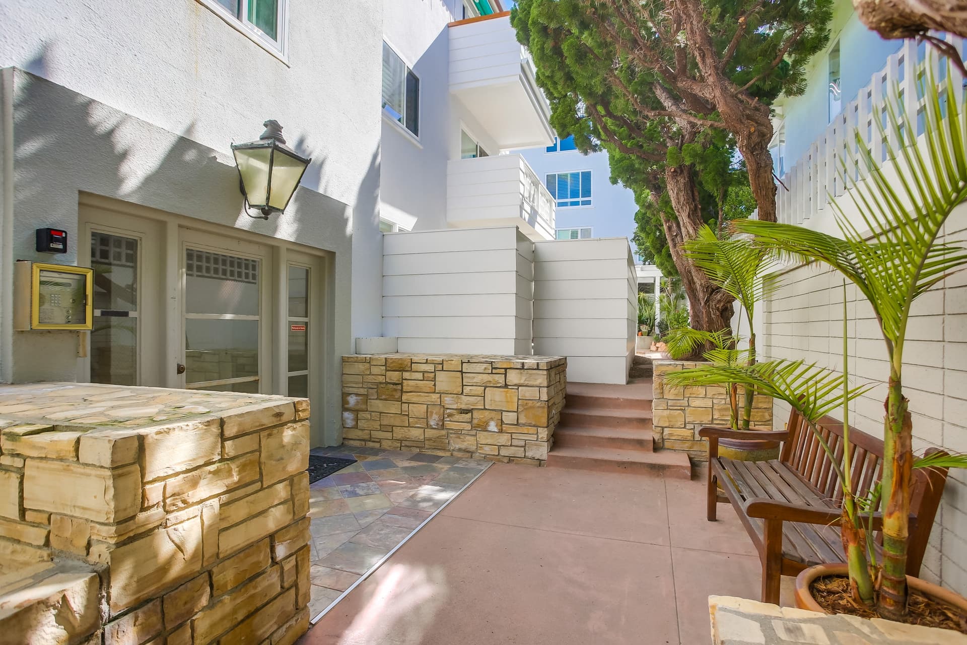 Coastal Gem - Image 24