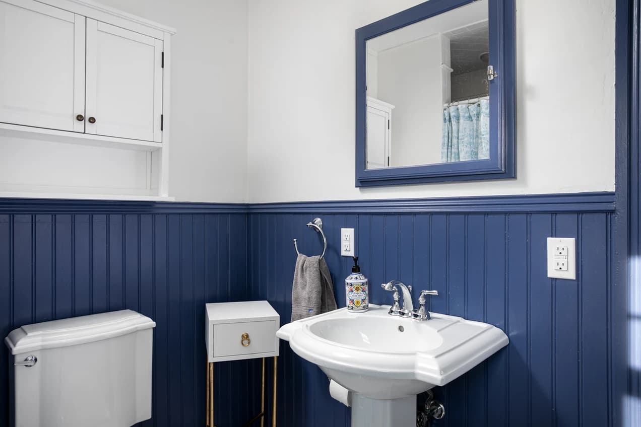 Coastal Victorian Place - Image 36