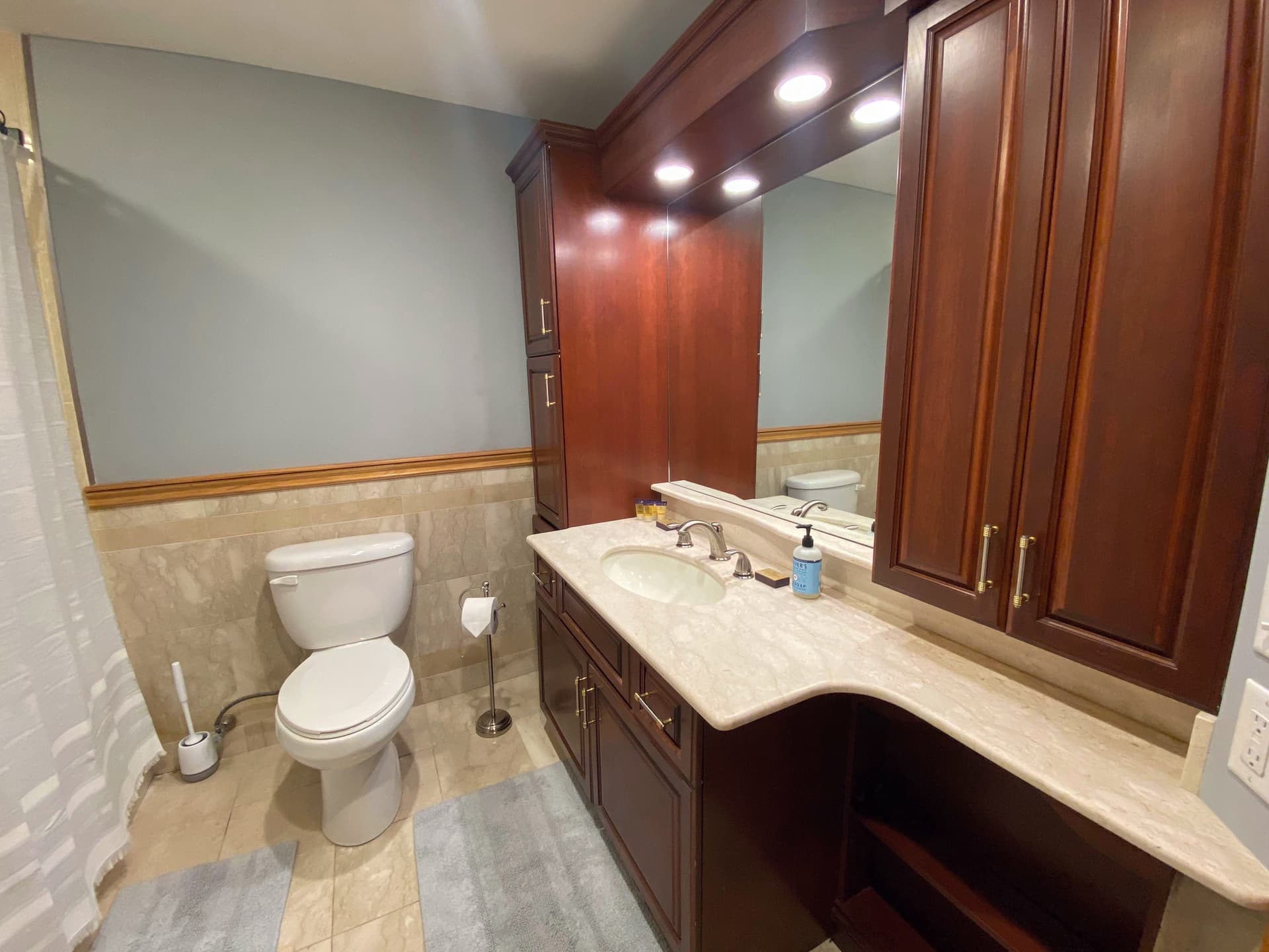 Crawford House - Image 44