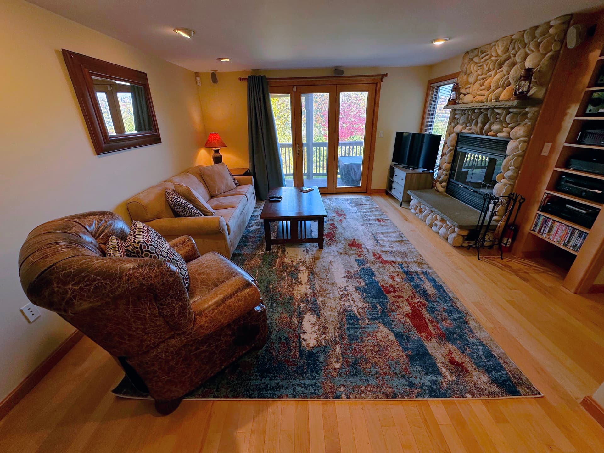 Base Station House - Image 14