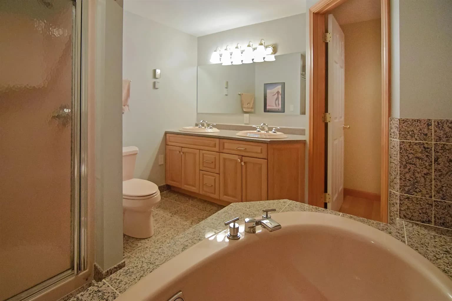 Base Station House - Image 27