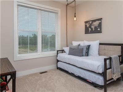 Magnolia Mountain Home - Image 18