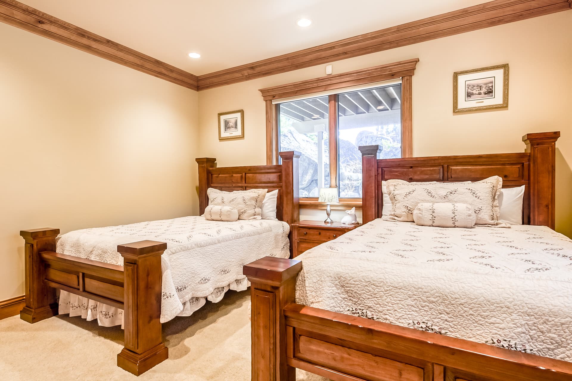 Alpine Luxury Home - Image 20