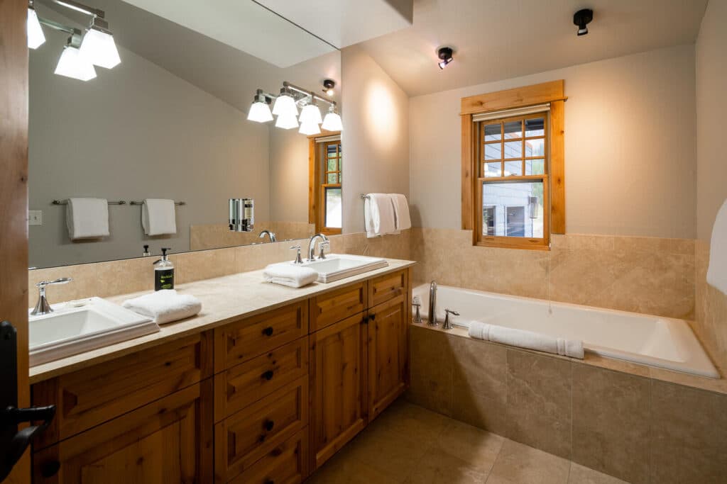 Lone Peak Penthouse - Image 9