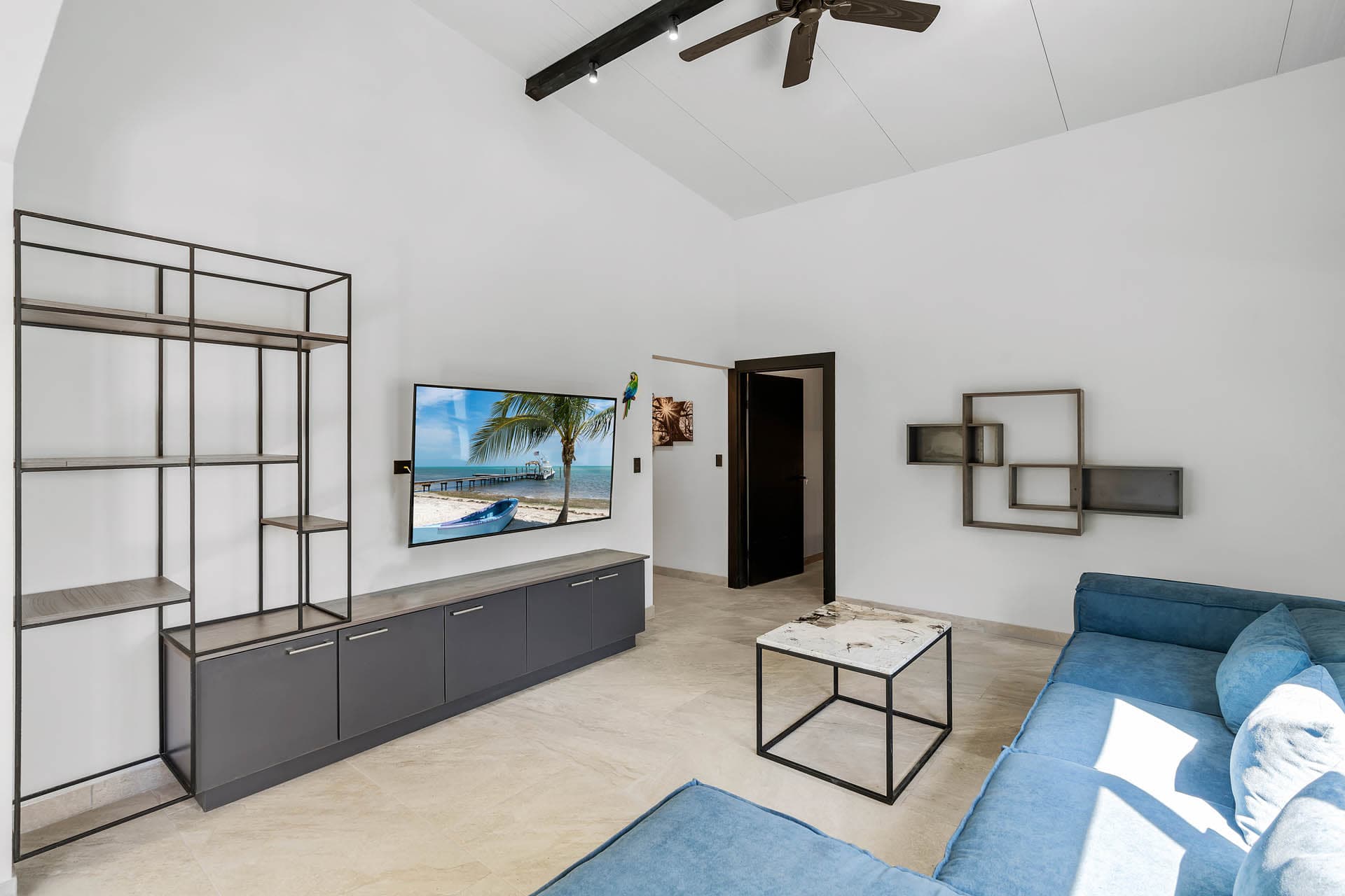 Mansion Elena - Image 9