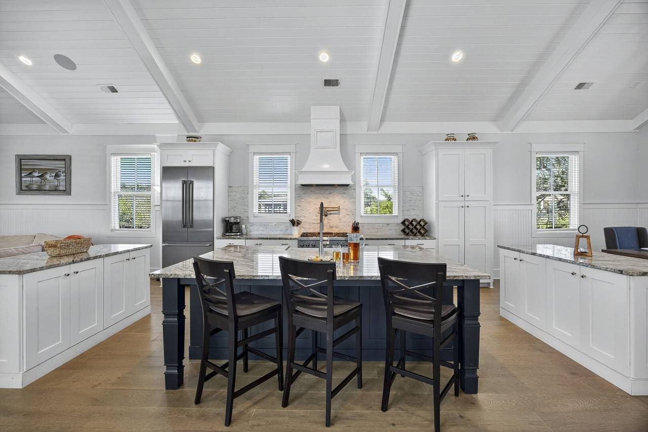 Blue Heron - Image 9