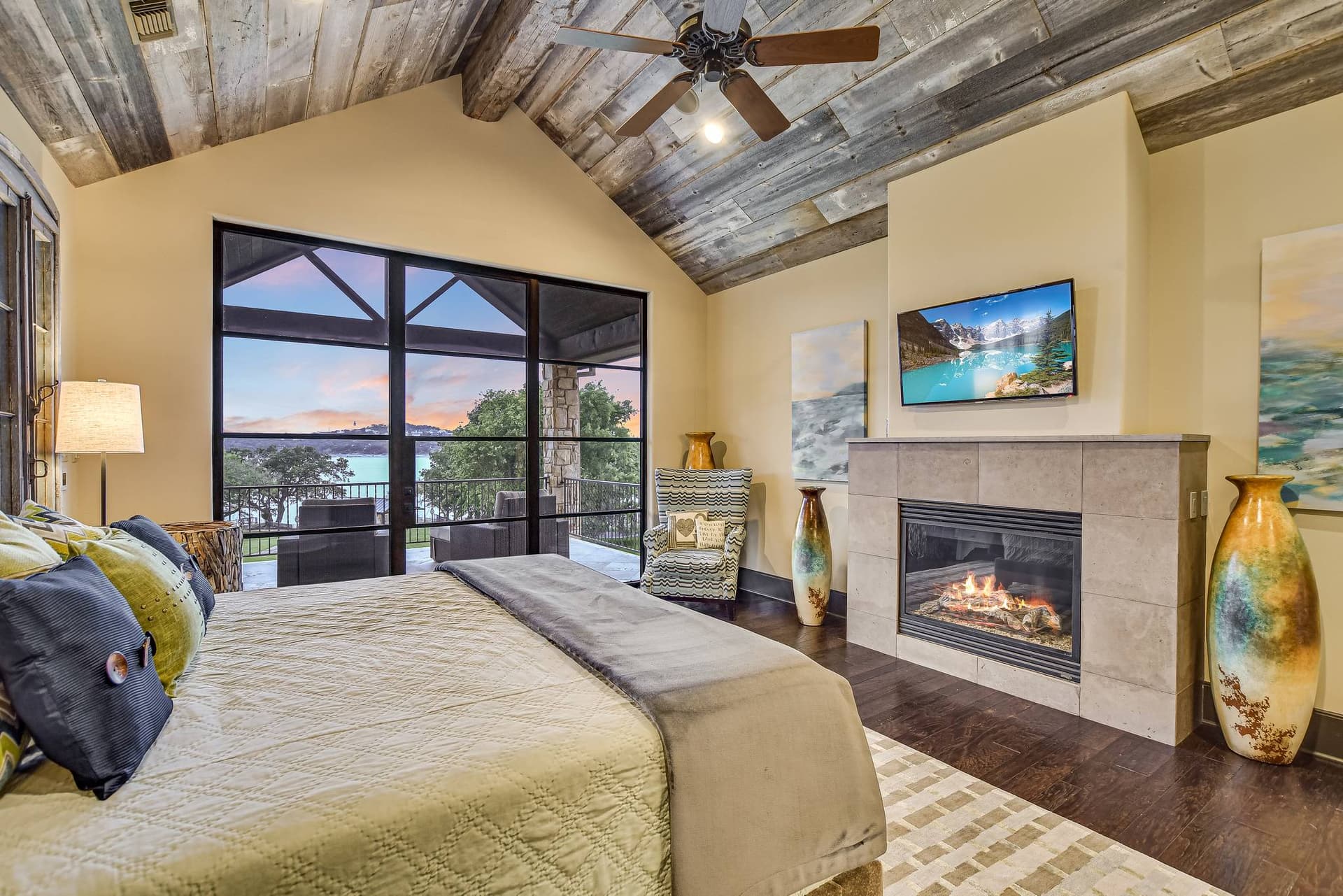 Sunset Point on Lake Travis - Image 21