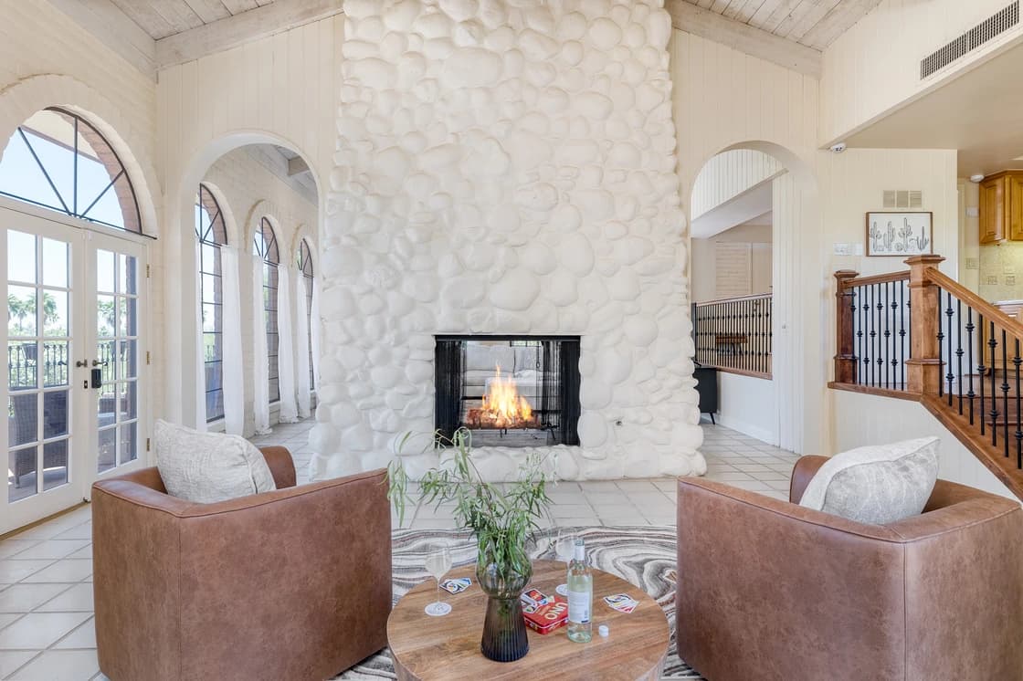 Diamondback Manor - Image 8