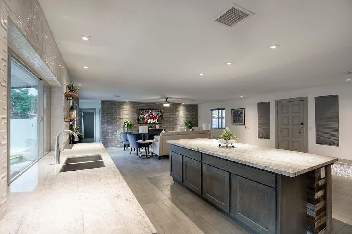 Desert Horizon - Image 15