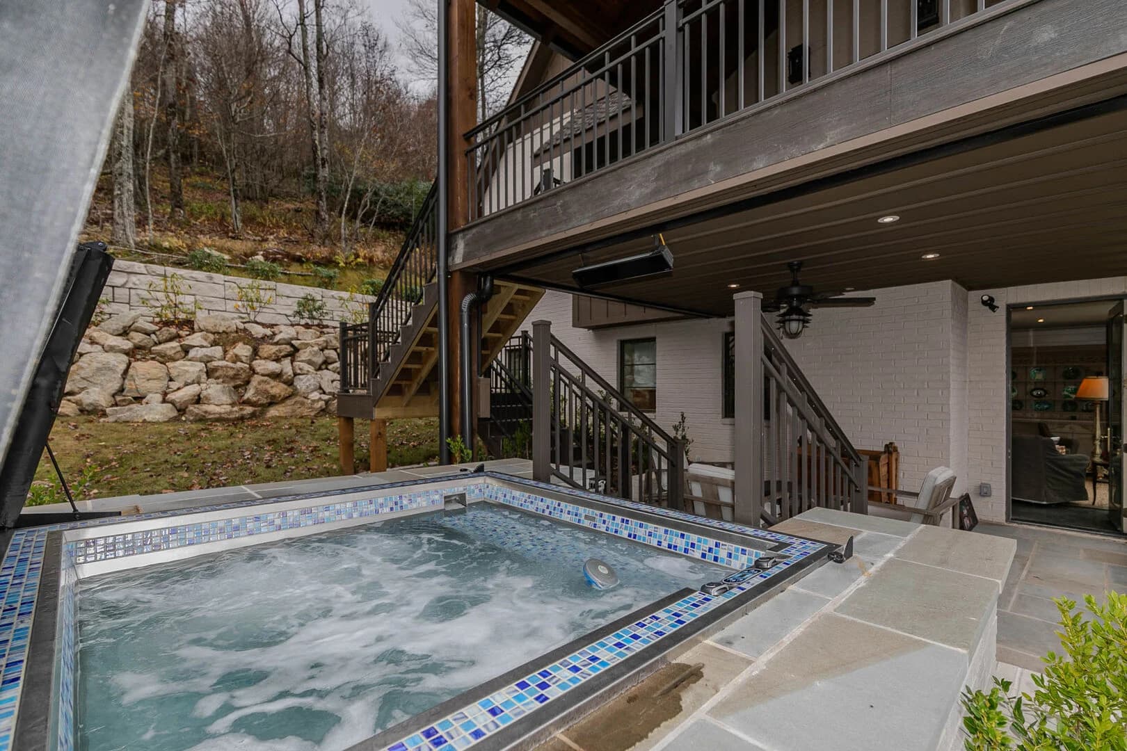 Antler Trail Lodge - Image 2