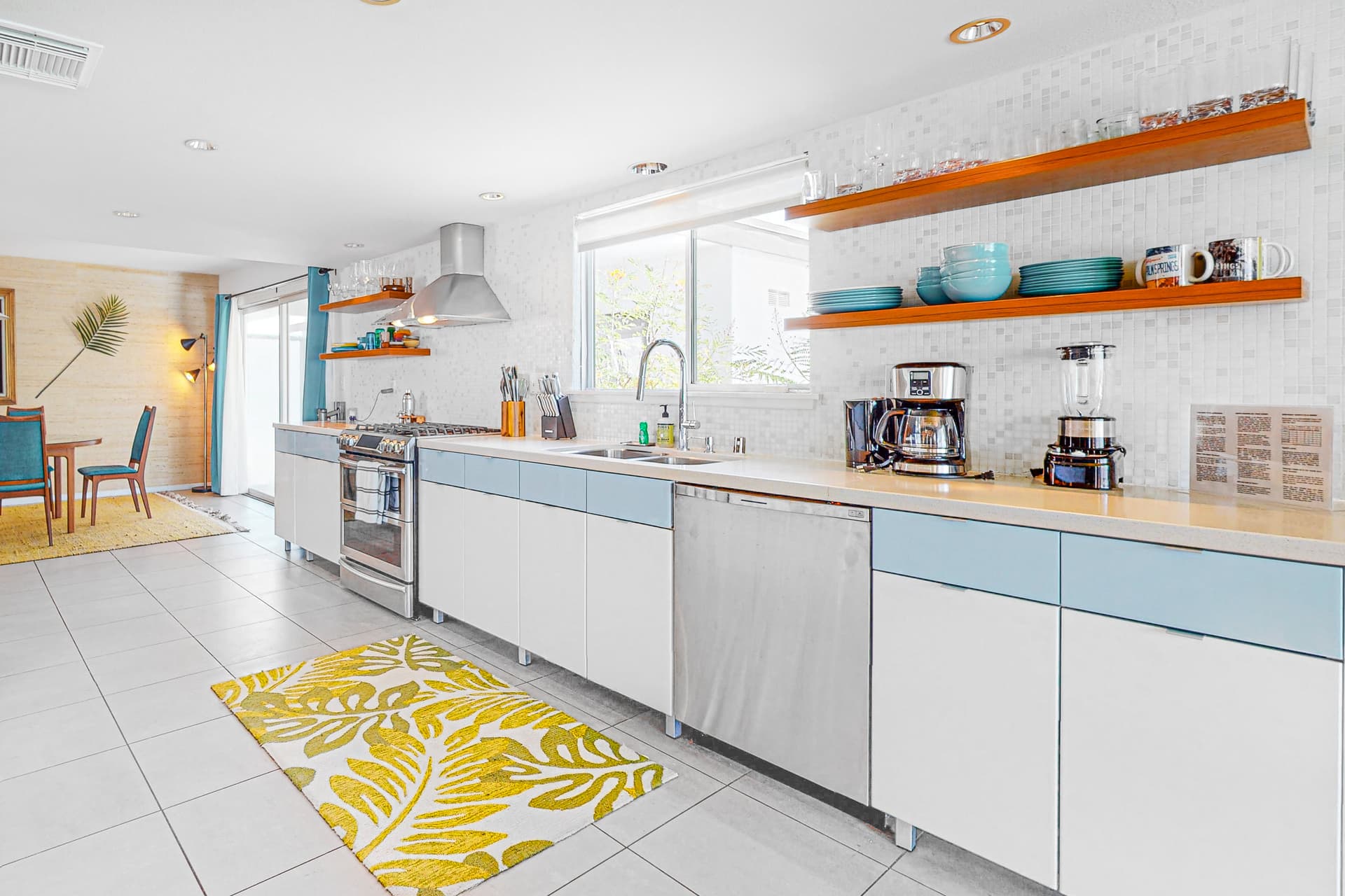 The Lucky Palm Home - Image 8