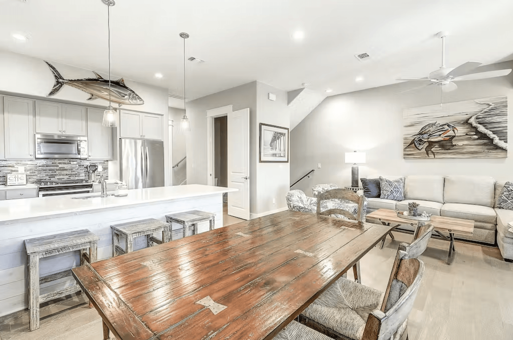 Top of the Shoreline - Image 11