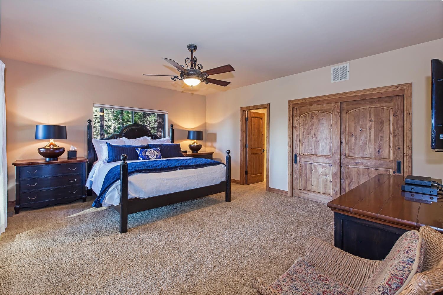 Lariat House - Image 17