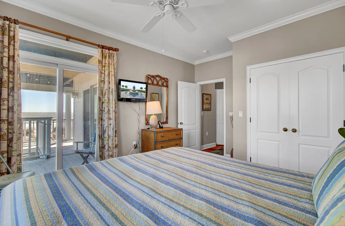 Ocean Outlook #502 - Image 22