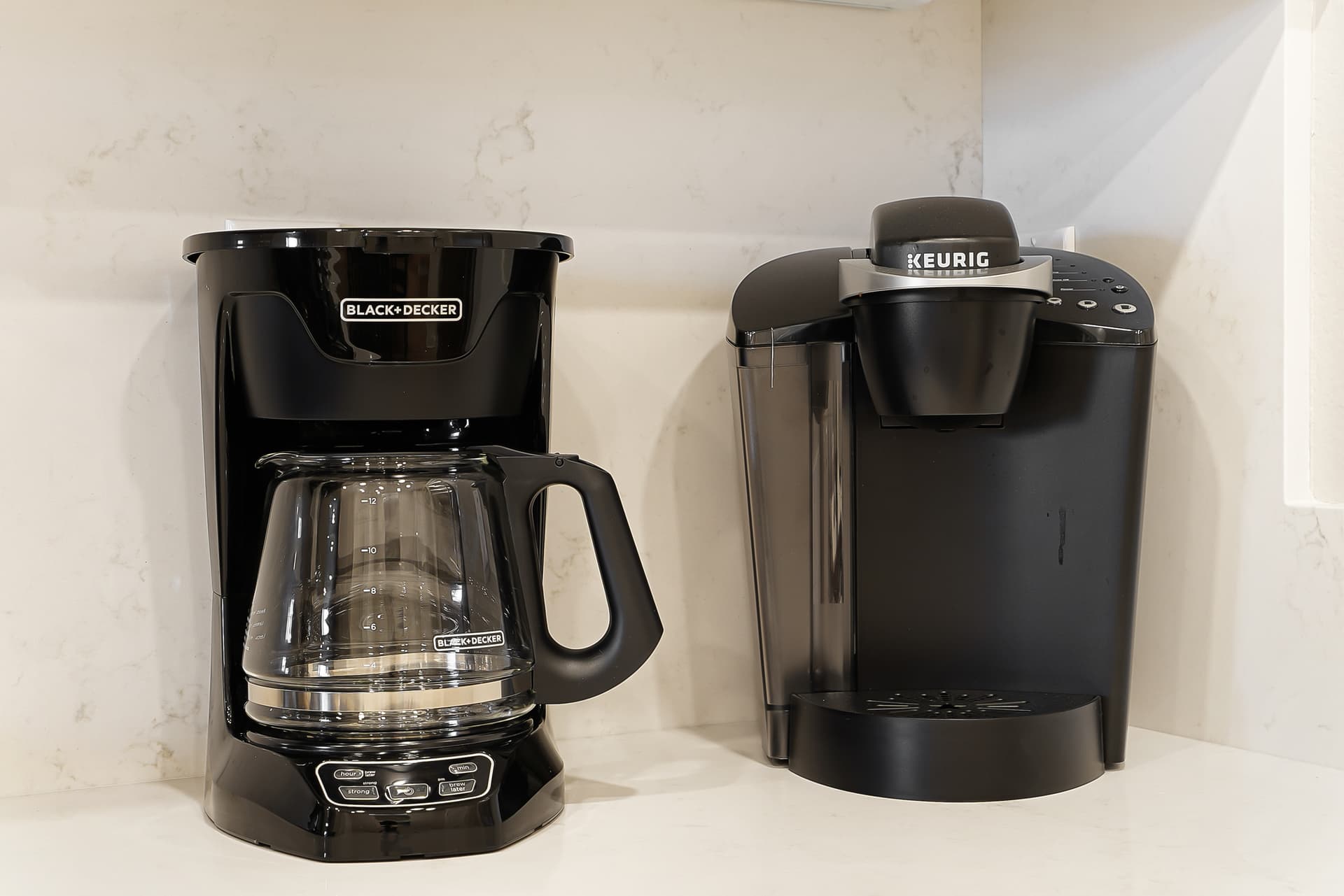 Bayside Cove Getaway - Image 14