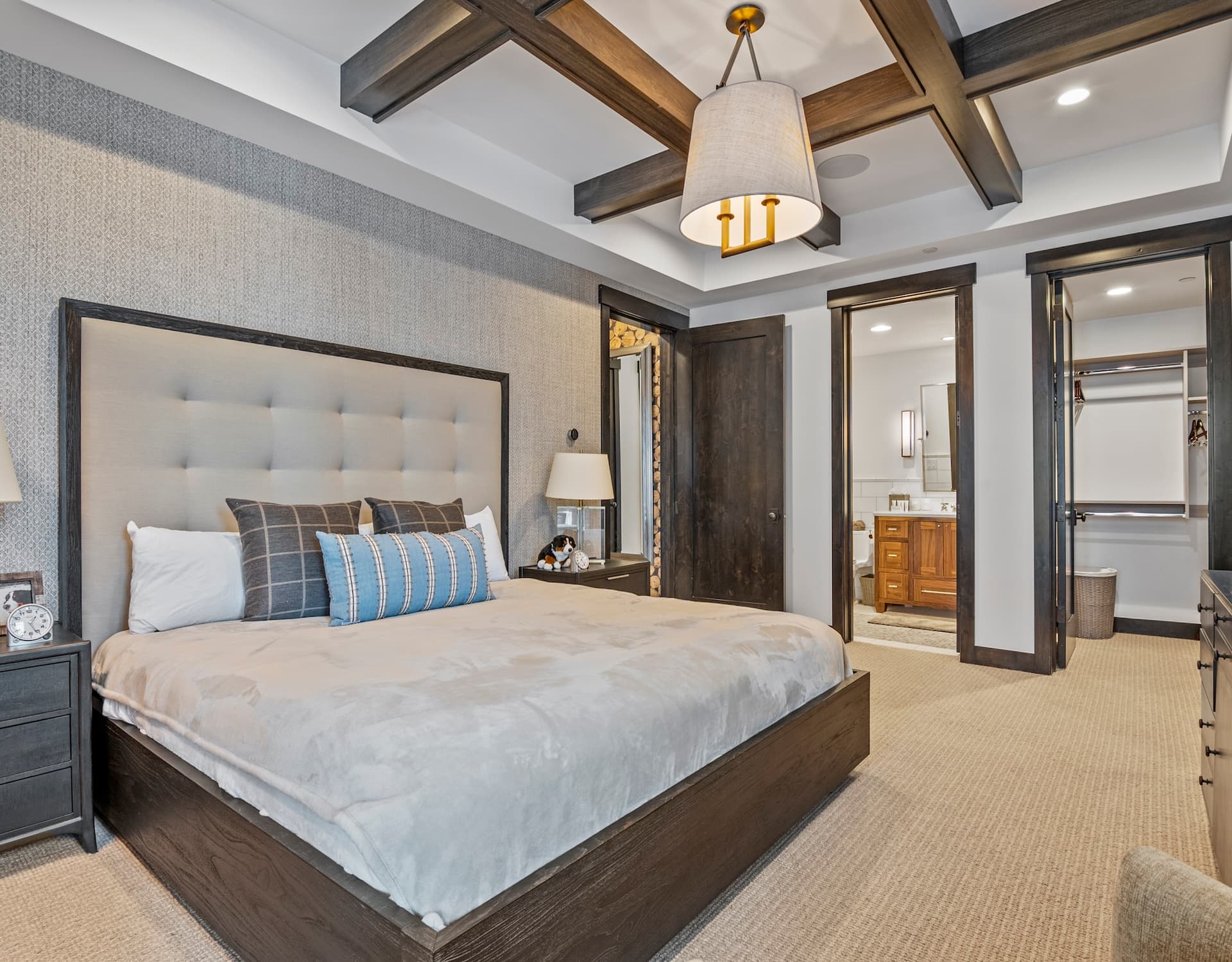 Silver Buck - Image 23