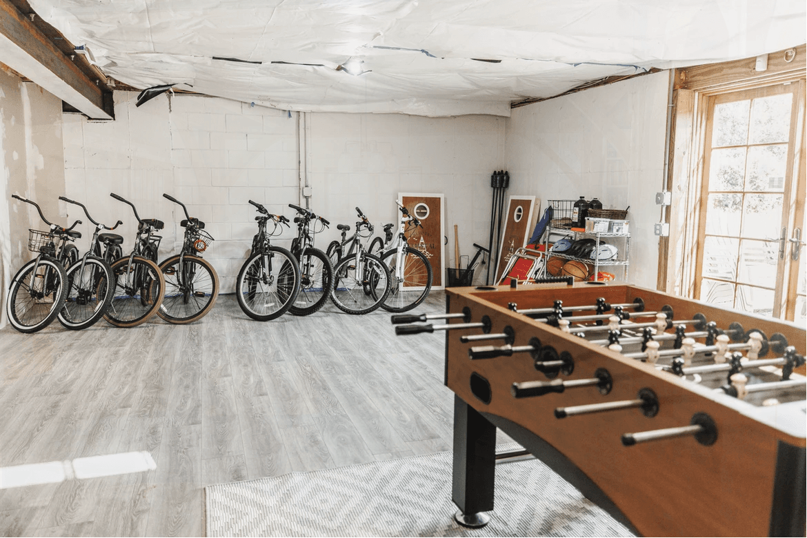 Country Retreat - Image 17