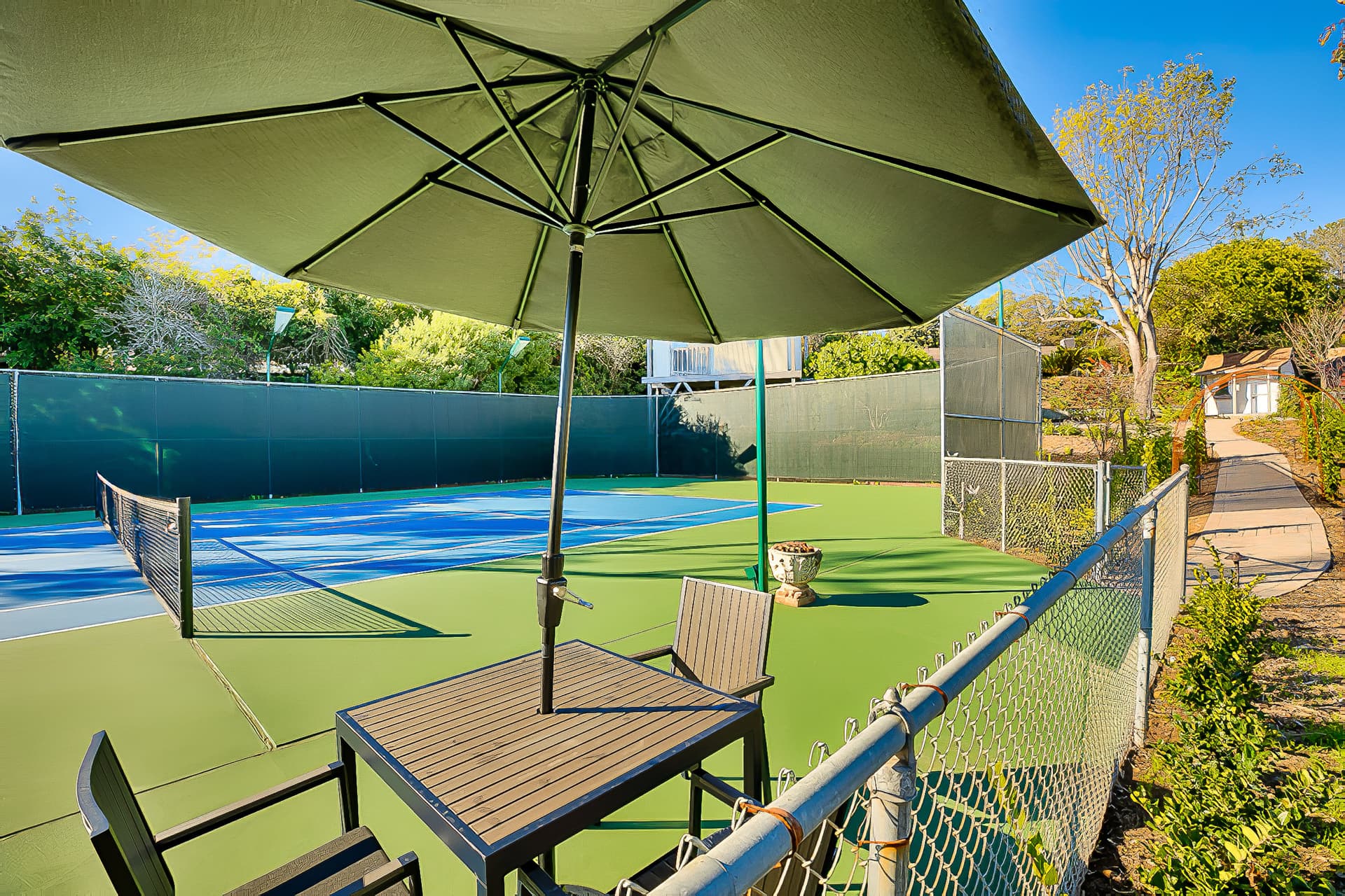 Scenic Retreat House - Image 5