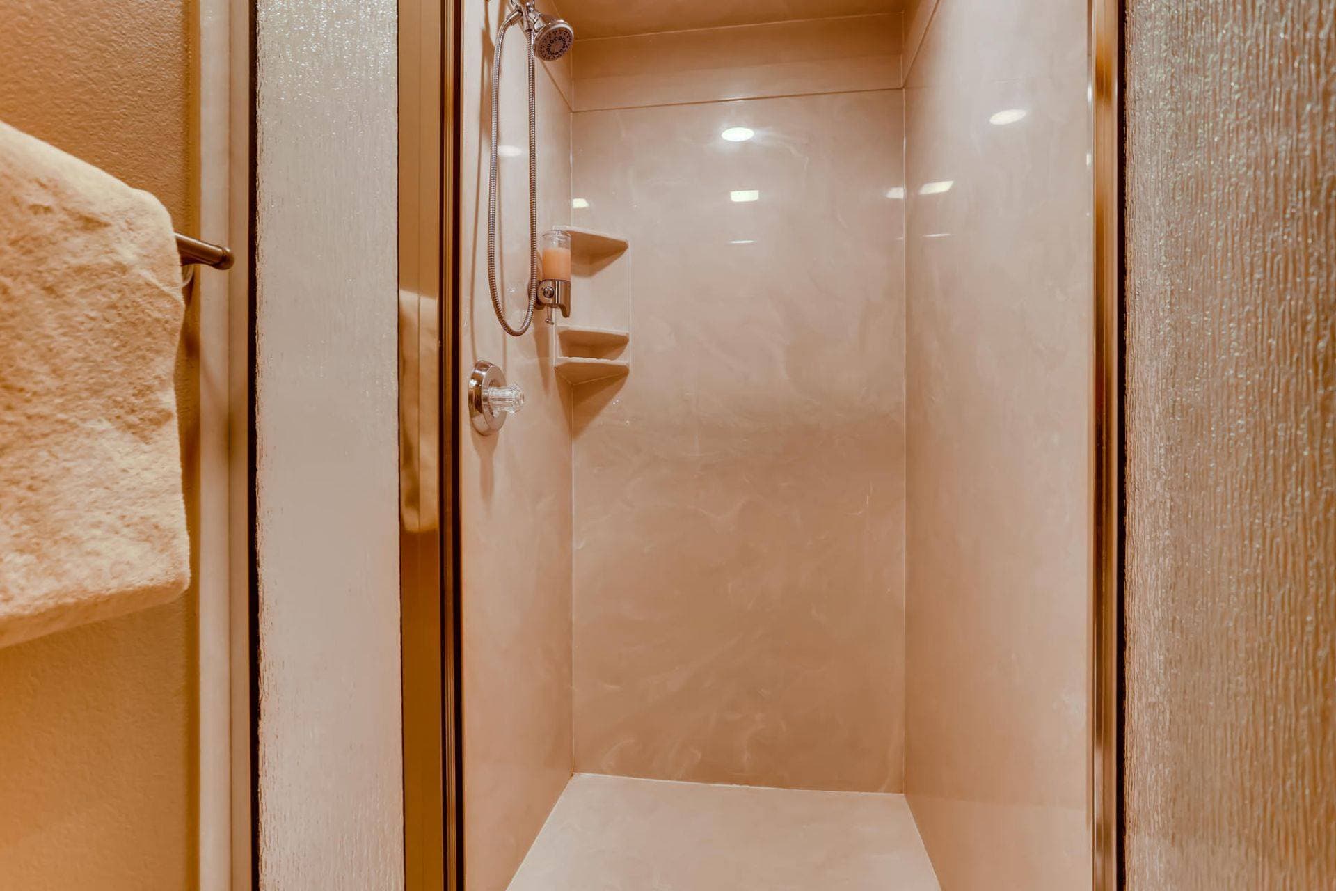 Pine Crest Place - Image 24