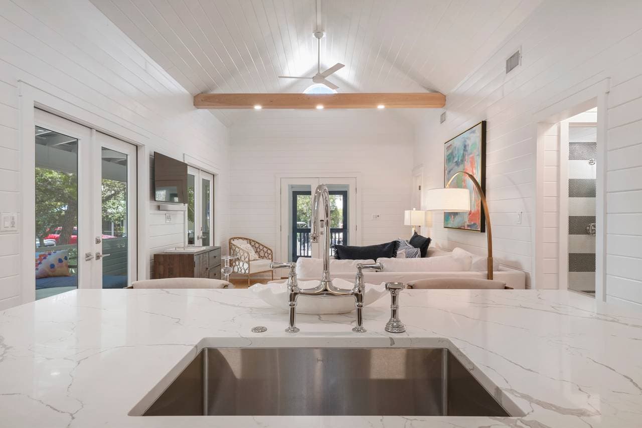 Knotty by Nature - Image 15