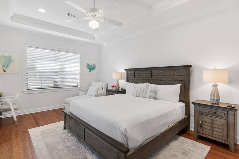 Villa Lago #1856 - Image 20