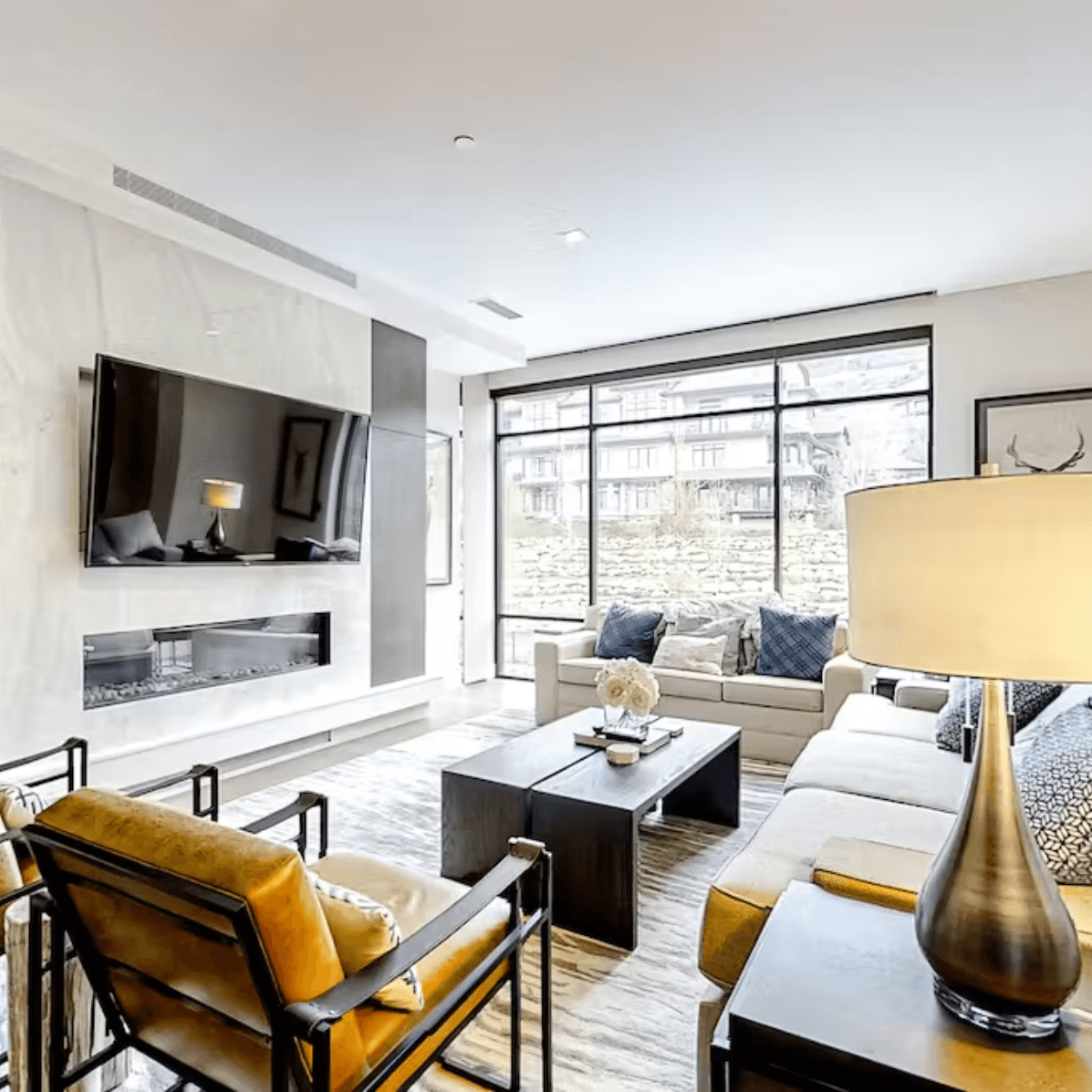 Luxury Penthouse Place - Image 1