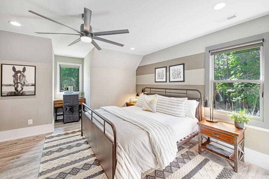 Sterling on Strawpocket - Image 22