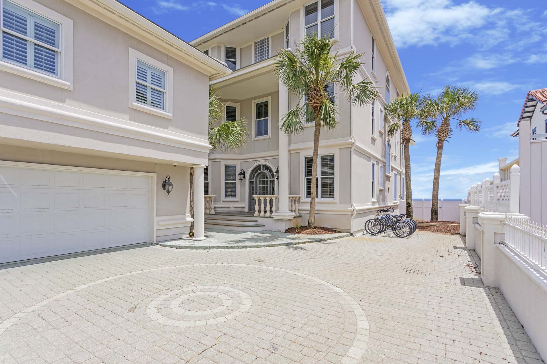 Kings View Manor - Image 45