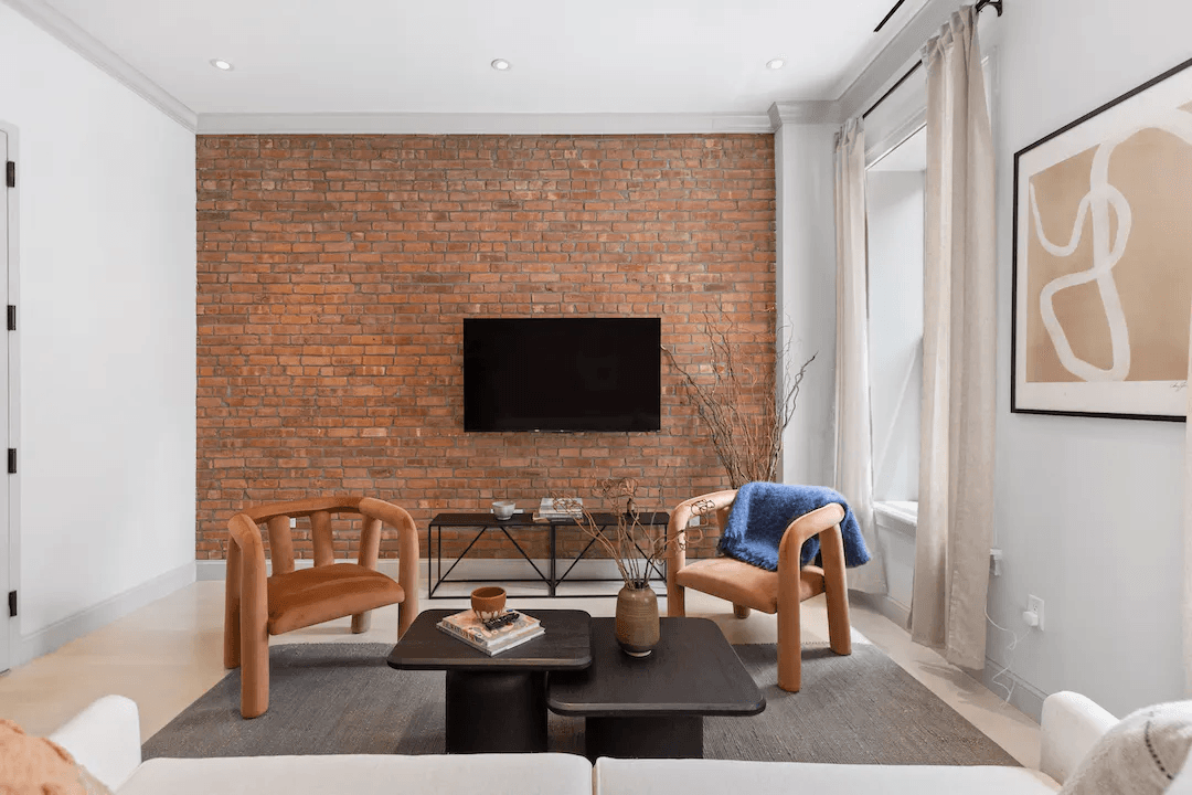 Linden Place II - Image 12