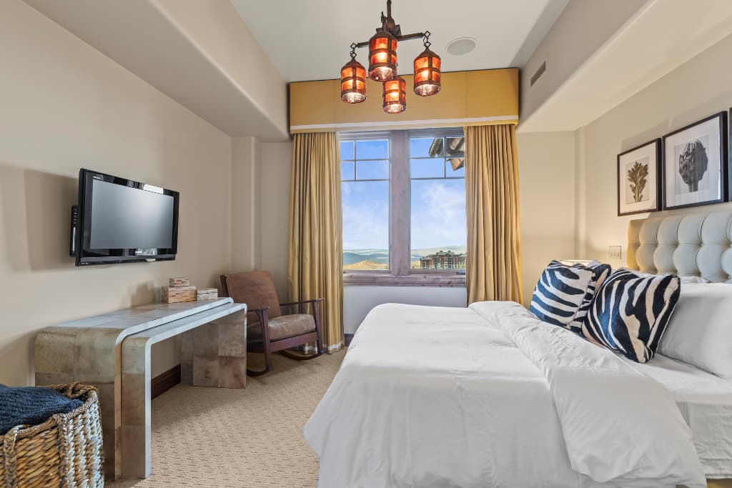 Empire Summit at The Grand Lodge - Image 20