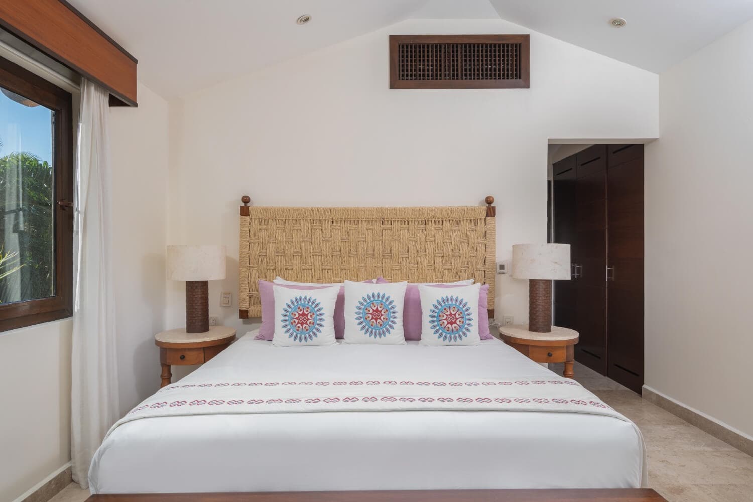 La Serenata - Image 26