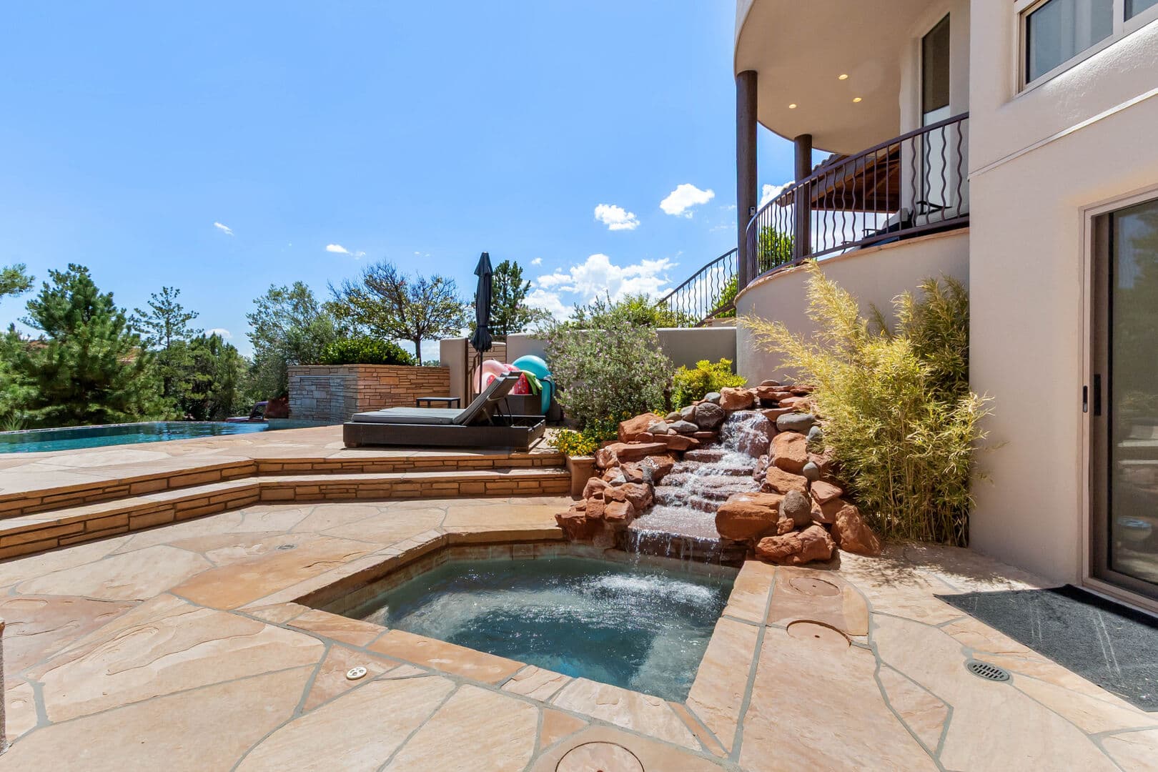 West Chateau - Image 101