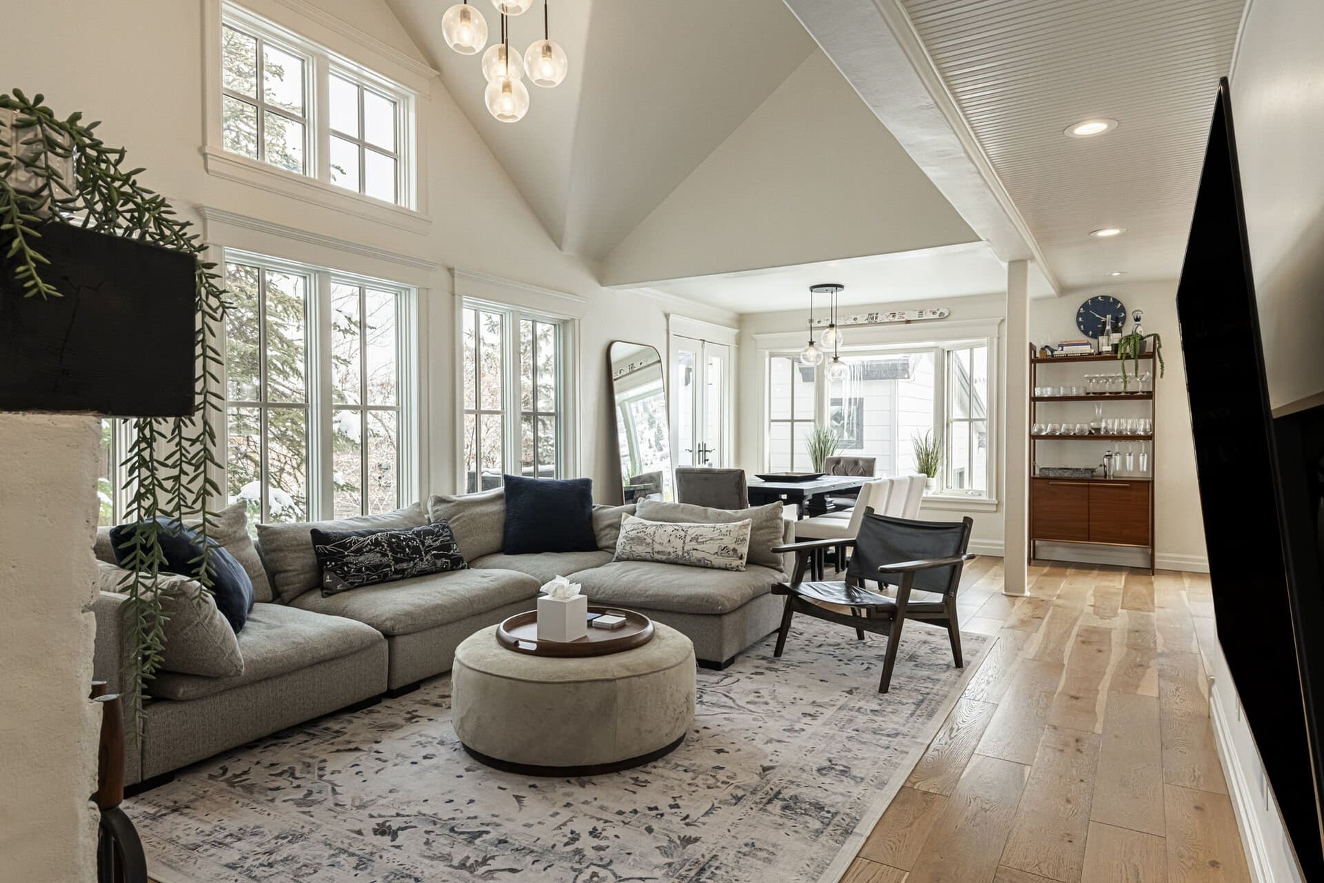 Elevation Estate - Image 2