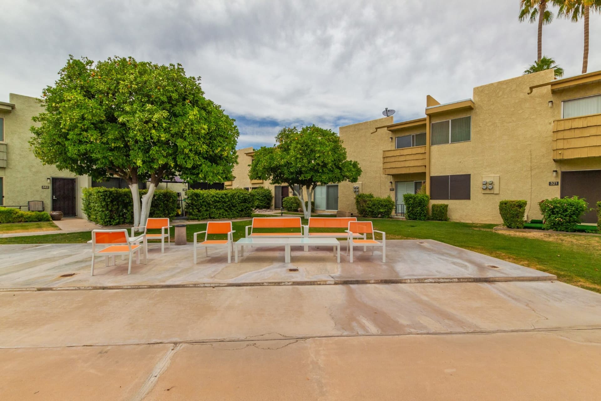 Camelback House - Image 27