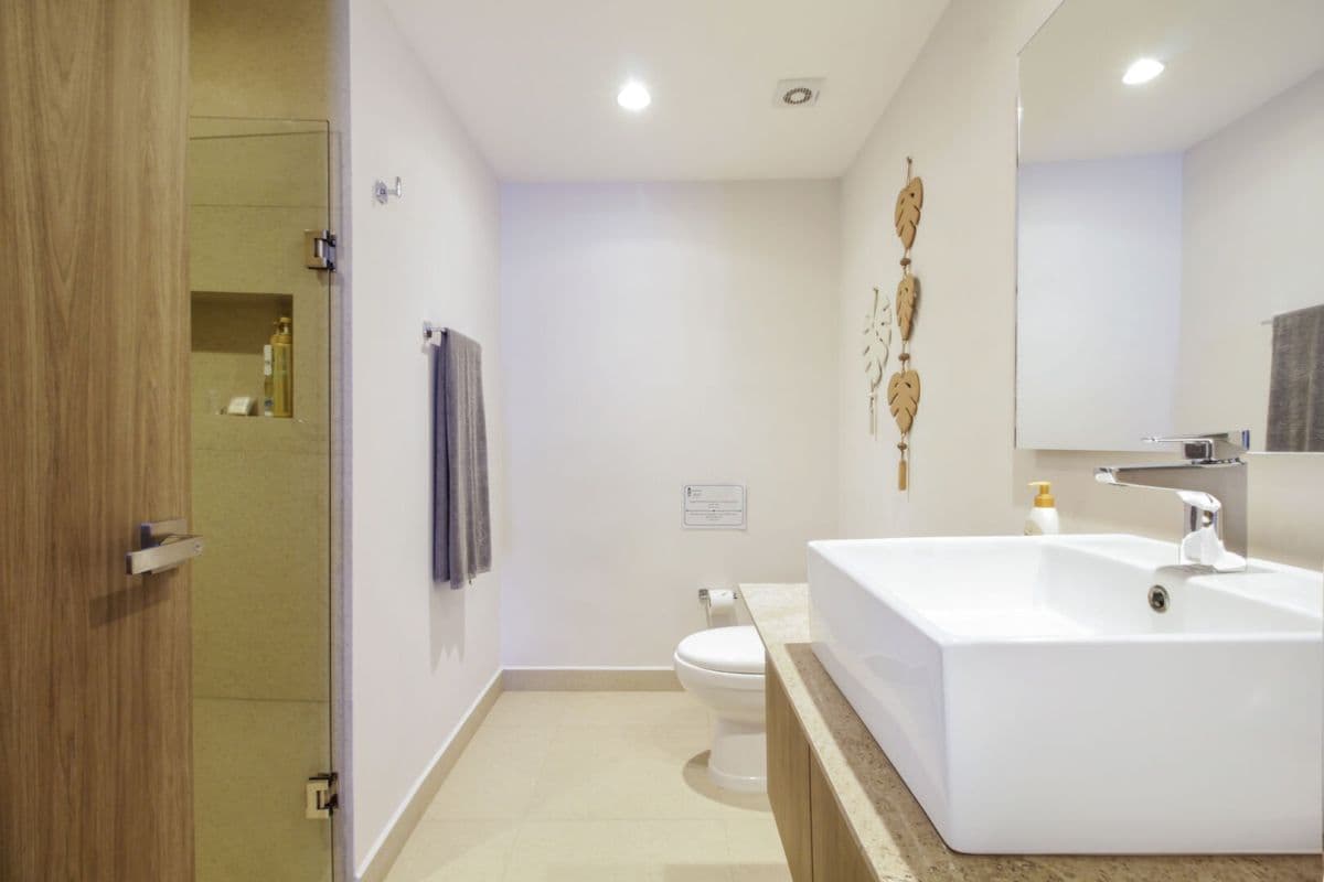 Riviera Echo - Image 13